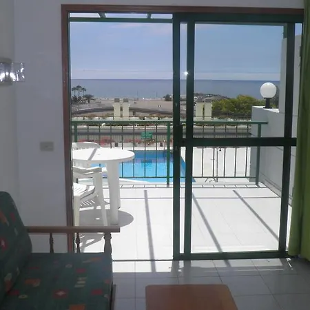 Ξενοδοχείο με διαμερίσματα Green Ocean 2*